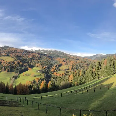 Tranquil Holiday In St. Wolfgang-kienberg With Balcony Holiday home Monchegg
